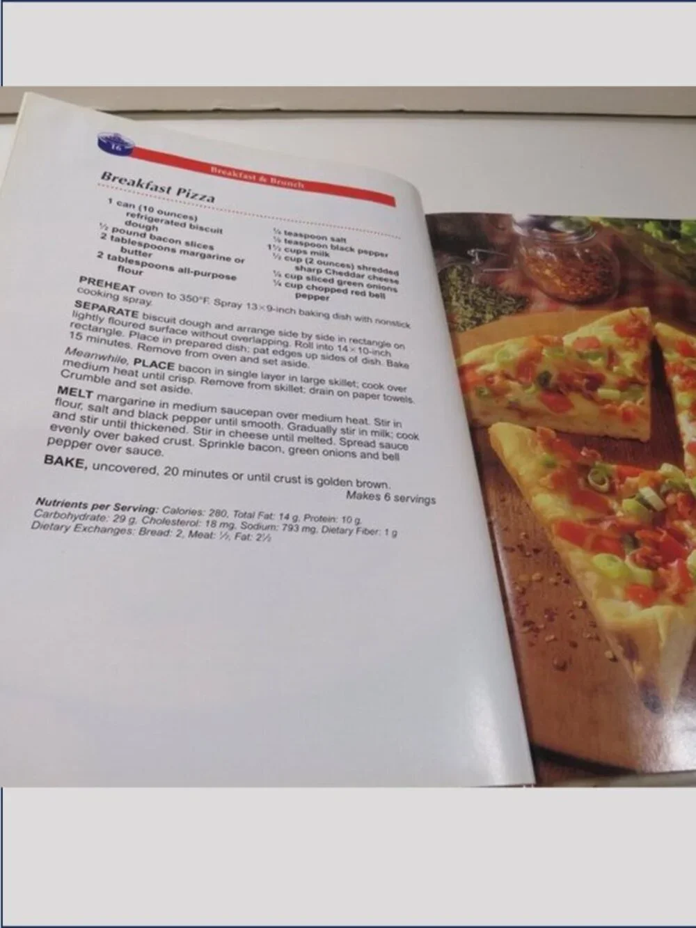 Country Casseroles by Easy Home Cooking 94pgs color pictures 1990s